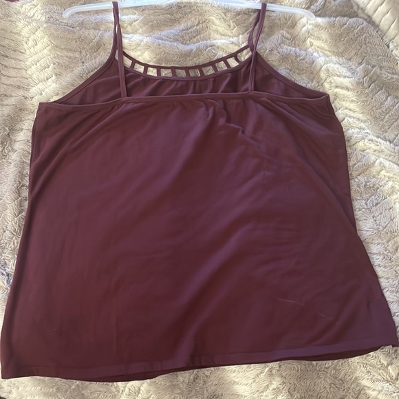 Maurices Dressy Burgundy Tank Top, size 2X - Picture 3 of 5